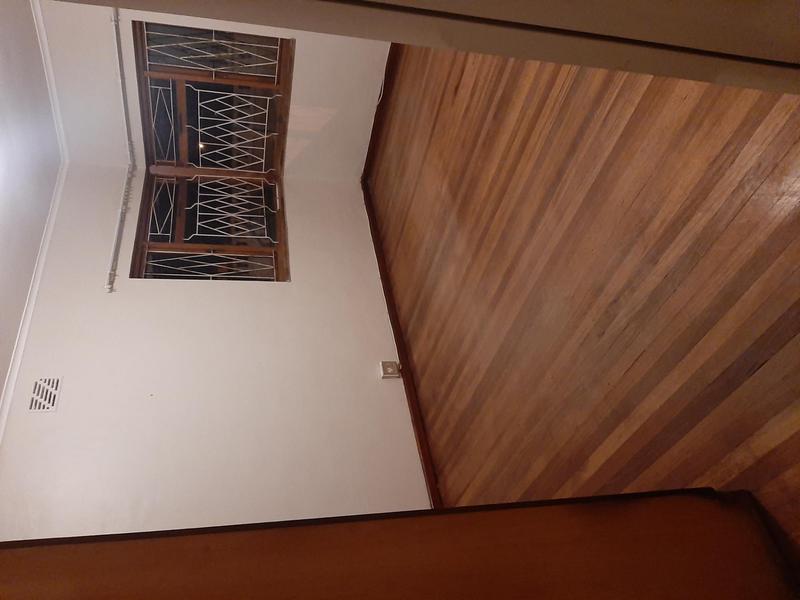 To Let 4 Bedroom Property for Rent in Goodwood Central Western Cape